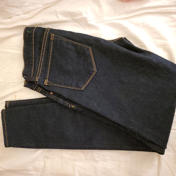 J Brand skinny jeans - Picture 4 of 6